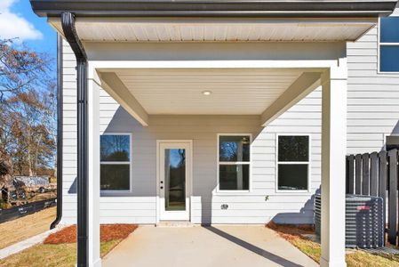 New construction Townhouse house 548 Madison St, Unit 110, Commerce, GA 30529 - image 4