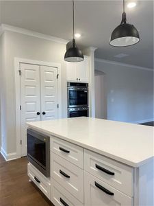 New construction Single-Family house 1748 Brown Cir, Marietta, GA 30066 - image 7