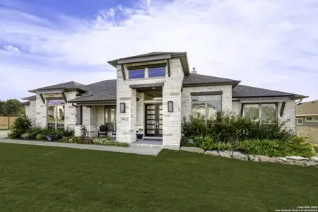 New construction Single-Family house 552 Falcon Cv, San Antonio, TX 78253 plan Design 3317A - image