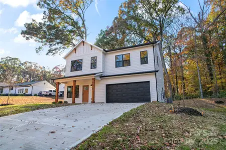 New construction Single-Family house 8821 Dogwood Dr, Charlotte, NC 28215 - image