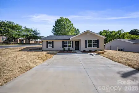 New construction Single-Family house 301 W 9Th St, Kannapolis, NC 28081 - image