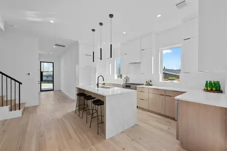 New construction Condo house 1407 Valleyridge Dr, Unit B, Austin, TX 78704 - image 5