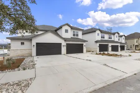 New construction Single-Family house 108 Magnolia Cir, Boerne, TX 78006 - image