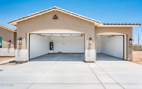 New construction Single-Family house 25519 W Brookhart Wy, Wittmann, AZ 85361 null- photo 0