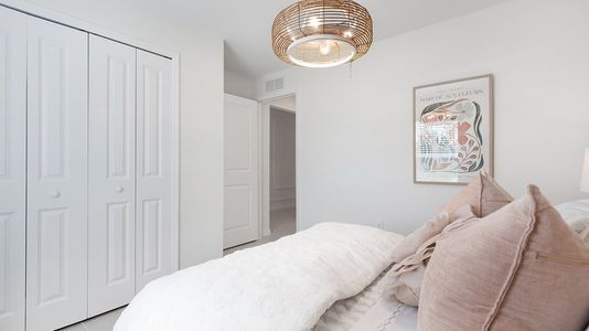 Savanna Lakes: Executive Homes 13