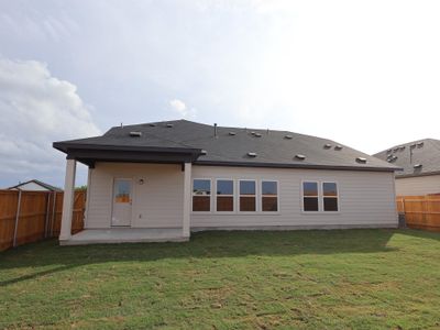 New construction Single-Family house 20008 Schatz Wy, Manor, TX 78653 plan Lavon - Smart Series - image