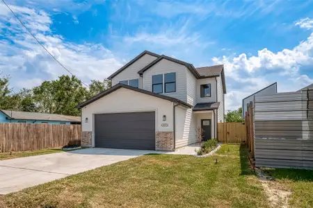 New construction Single-Family house 8128 Chateau St, Houston, TX 77028 - image