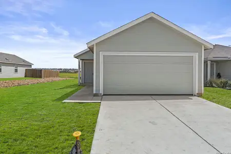 New construction Single-Family house 13007 Chinali Spgs, St. Hedwig, TX 78152 - image