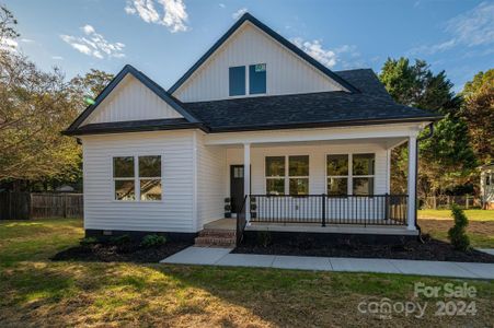 New construction Single-Family house 122 Nantz Avenue, Mount Holly, NC 28120 - photo 0