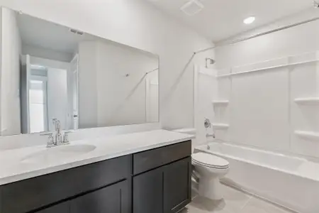 New construction Single-Family house 10913 Ozone Ct, Conroe, TX 77303 plan Landmark Series - Meyerson - image 6