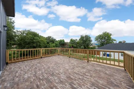 New construction Single-Family house 721 Taylor St, Waco, TX 76704 - image