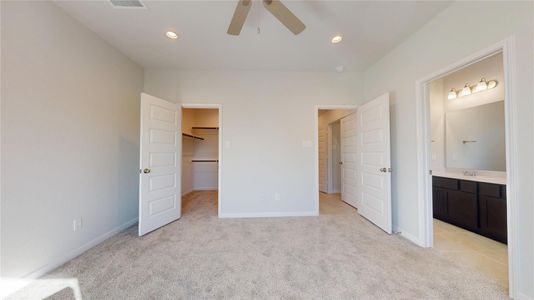 New construction Single-Family house 11833 E Gate Dr, Willis, TX 77318 plan Catalina - image 18