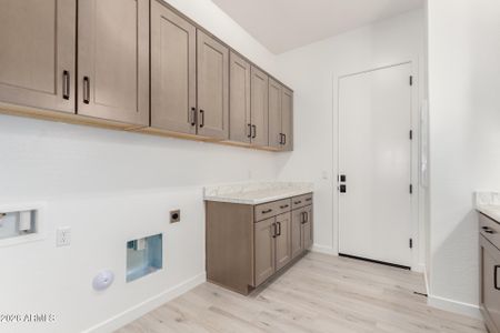 New construction Single-Family house 2514 E Preston St, Mesa, AZ 85213 - image 9