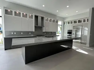 New construction Single-Family house 9180 Coral Isles Cir, Palm Beach Gardens, FL 33412 - image 6