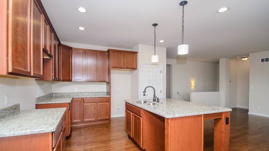 New construction Single-Family house 26 Lindsey Rd, Jackson, MI 49201 plan The Abington - image 19