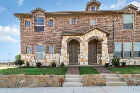 Vista Del Arroyo by Sumeer Homes in Denton - photo 2 2