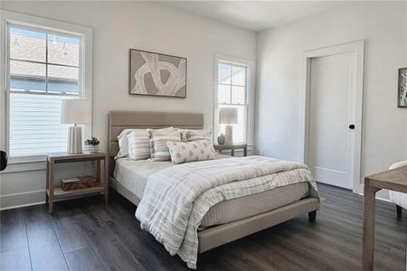 New construction Single-Family house 3308 Stillwood Ln, Hapeville, GA 30354 - image 9