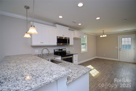 New construction Single-Family house 1479 SW Blvd, Newton, NC 28658 null- photo 5 5