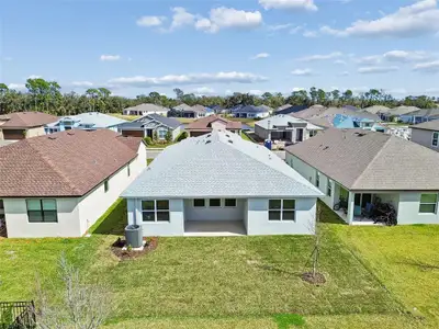 New construction Single-Family house 11830 Moonsail Dr, Parrish, FL 34219 - image 3