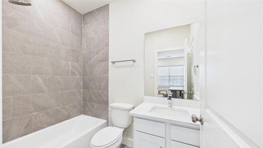 New construction Single-Family house 3065 Hicks St, Houston, TX 77007 - image 5