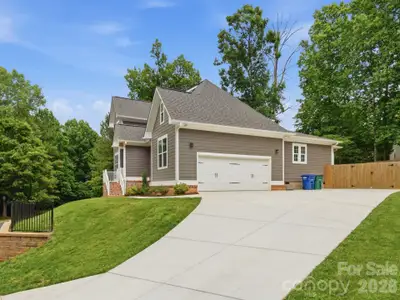New construction Single-Family house 7815 Red Oaks Trl, Waxhaw, NC 28173 - image