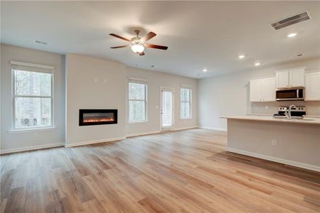 New construction Single-Family house 134 Homesite Bellamy Cv, Newnan, GA 30263  Everest III - photo 6 6