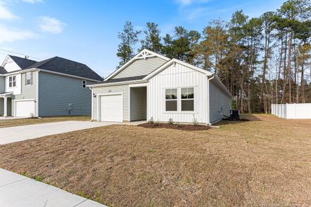 New construction Single-Family house 5228 Tyndall Dr, Sanford, NC 27330 plan Vantage - image