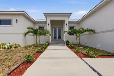 New construction Single-Family house 14663 Lillian Cir, Port Charlotte, FL 33981 - image