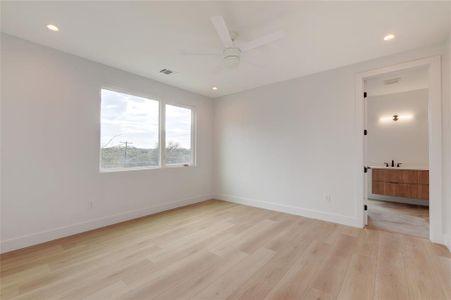 New construction Single-Family house 1213 Deloney St, Unit 1, Austin, TX 78721 null- photo 17 17