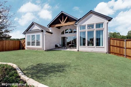 New construction Single-Family house 1246 Rio Bravo Rd, Justin, TX 76247 plan Grand Whitehall II - image