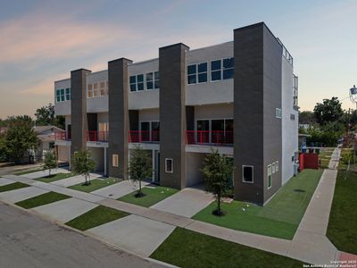 New construction Townhouse house 510 S Mesquite, Unit 104, San Antonio, TX 78203 - image