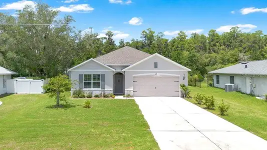 New construction Single-Family house 628 Reindeer Dr, Poinciana, FL 34759 plan Cali - image