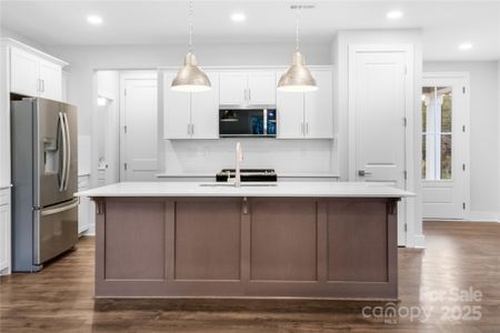 New construction Single-Family house 114 Chapel Crossing Ln, Unit 12, Weaverville, NC 28787 - image 11