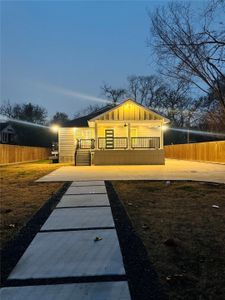 New construction Single-Family house 4501 Hirsch Rd, Houston, TX 77026 - image