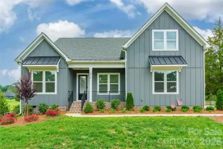 New construction Single-Family house 310 Triple Ponds Ct, Clover, SC 29710 - image