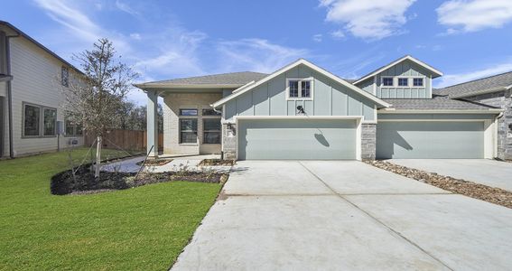 New construction Single-Family house 408 E Coralburst Loop, Montgomery, TX 77316 - photo 0