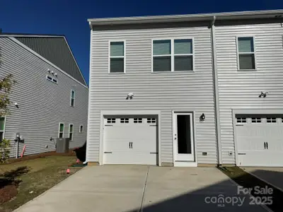 New construction Townhouse house 4720 Lakeview Rd, Unit 12, Charlotte, NC 28216 - image