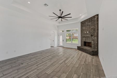 New construction Single-Family house 108 Chinaberry Hill, La Vernia, TX 78121 - photo 10 10