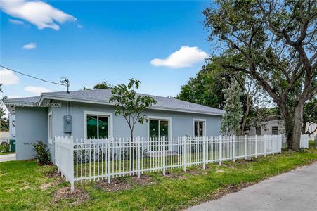 New construction Single-Family house 1346 Nw 44Th St, Miami, FL 33142 - image
