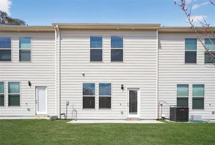 New construction Townhouse house 3404 Ripple Lp, Unit 130, South Fulton, GA 30349 - image 3