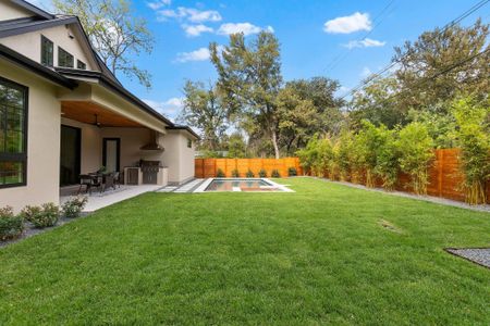 New construction Single-Family house 2318 Westoak Dr, Austin, TX 78704 - photo 32 32