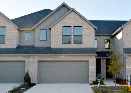 New construction Townhouse house 3739 Pierce Ln, Grand Prairie, TX 75052 plan Baycliff - image
