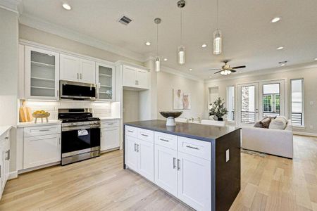 Step into this beautiful kitchen, the heart of the home and the perfect spot to gather with your favorite people.