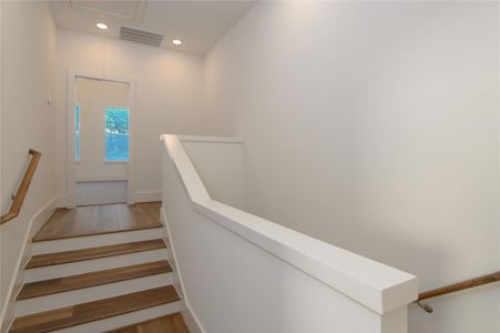 New construction Single-Family house 879 Rachel St, Unit B, Houston, TX 77091 - image 11