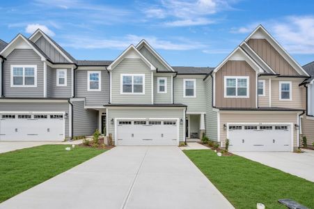 New construction Townhouse house 3140 Cathedral Comb Dr, Apex, NC 27502 plan Marigold - Interior Home - image