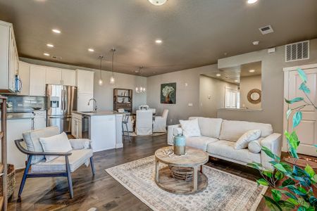 New construction Single-Family house 6838 Stonebrook Dr, Timnath, CO 80547 plan The Cascade - image