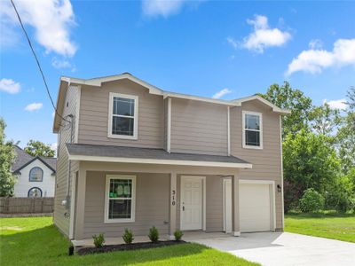 New construction Single-Family house 310 N Orange St, Sweeny, TX 77480 null- photo 0 0