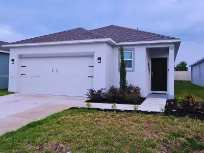 New construction Single-Family house 5539 Maddie Dr, Haines City, FL 33844 - image