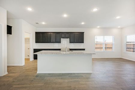 New construction Single-Family house 3904 Hometown Blvd, Heartland, TX 75126 plan Lockhart - image 6