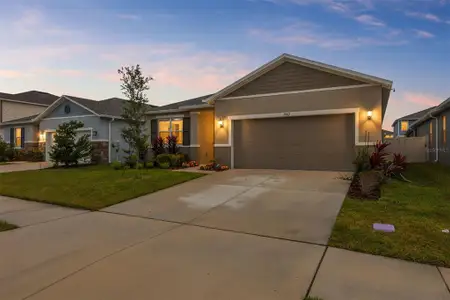 New construction Single-Family house 7882 Lennox Lp, Wesley Chapel, FL 33544 - image